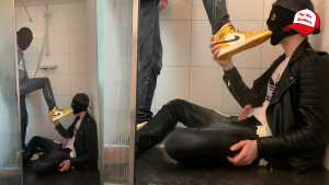 clothed-shower-in-nike-diesel-vans-and-a